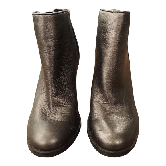 Reba sz 7 Zari leather studded metallic booties - Picture 5 of 15